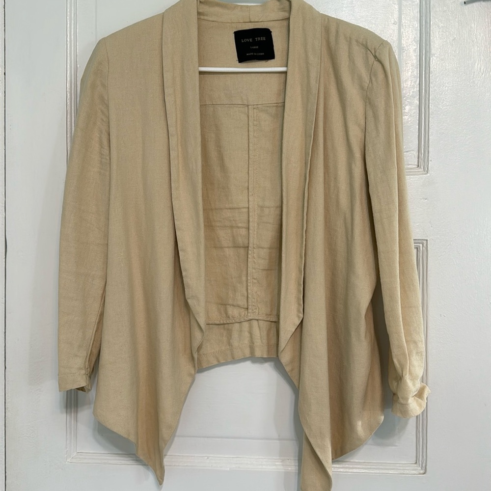 Love tree linen lightweight coat/jacket ruching on sleeve